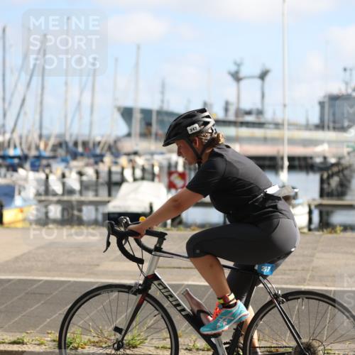 17.08.2025 - KN Förde Triathlon 2025 Yannick Fuchs http://msf.ph/oto/8623763 17.08.2025 10:02:05 Radfahren 194, 189, 221 meine-sportfotos.de