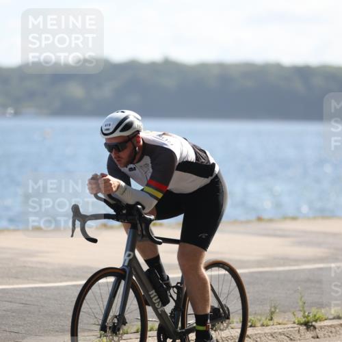 17.08.2025 - KN Förde Triathlon 2025 Yannick Fuchs http://msf.ph/oto/8623780 17.08.2025 11:18:20 Radfahren 264, 268, 312, 320, 340, 615, 279, 340, 344, 643 meine-sportfotos.de