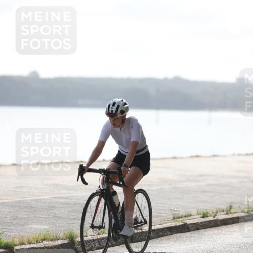 17.08.2025 - KN Förde Triathlon 2025 Yannick Fuchs http://msf.ph/oto/8623801 17.08.2025 10:02:28 Radfahren 224, 250, 251, 141, 159, 231, 250 meine-sportfotos.de