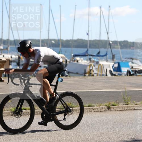17.08.2025 - KN Förde Triathlon 2025 Yannick Fuchs http://msf.ph/oto/8623806 17.08.2025 11:18:28 Radfahren 264, 268, 312, 268, 320, 615 meine-sportfotos.de