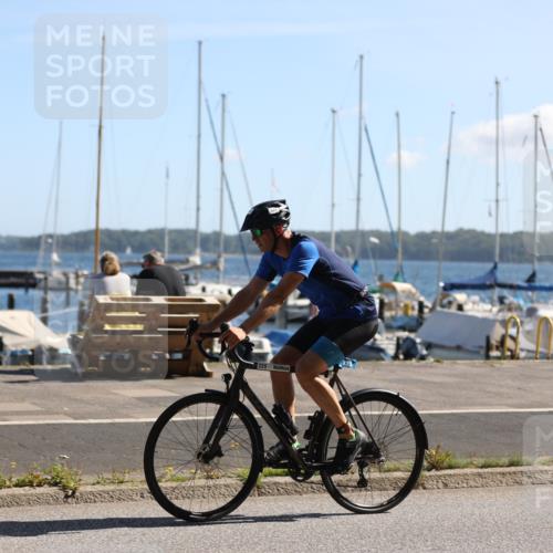 17.08.2025 - KN Förde Triathlon 2025 Yannick Fuchs http://msf.ph/oto/8623881 17.08.2025 11:19:43 Radfahren 269, 270, 278, 302, 325, 331, 385, 390, 269, 275 meine-sportfotos.de