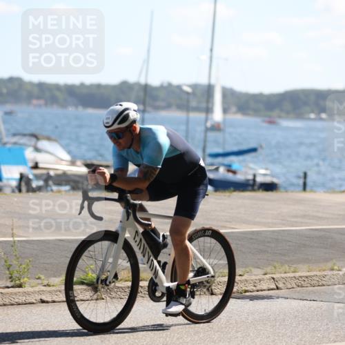 17.08.2025 - KN Förde Triathlon 2025 Yannick Fuchs http://msf.ph/oto/8623883 17.08.2025 11:19:44 Radfahren 270, 278, 302, 325, 331, 385, 390, 269 meine-sportfotos.de