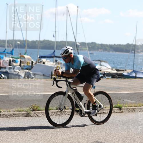 17.08.2025 - KN Förde Triathlon 2025 Yannick Fuchs http://msf.ph/oto/8623884 17.08.2025 11:19:44 Radfahren 270, 278, 302, 325, 331, 385, 390, 269 meine-sportfotos.de
