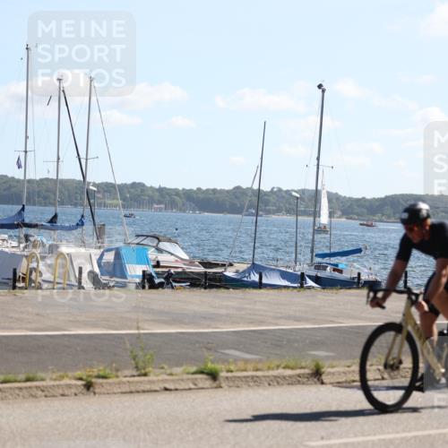 17.08.2025 - KN Förde Triathlon 2025 Yannick Fuchs http://msf.ph/oto/8623885 17.08.2025 11:19:45 Radfahren 270, 278, 302, 325, 331, 340, 385, 390, 615, 269 meine-sportfotos.de