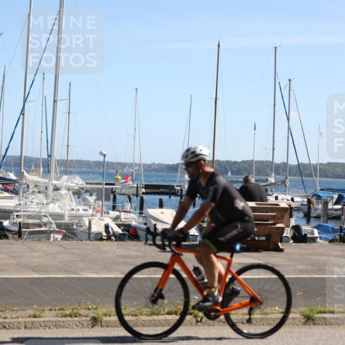 17.08.2025 - KN Förde Triathlon 2025 Yannick Fuchs http://msf.ph/oto/8623890 17.08.2025 11:19:46 Radfahren 270, 278, 302, 325, 331, 340, 385, 390, 615, 269, 325 meine-sportfotos.de