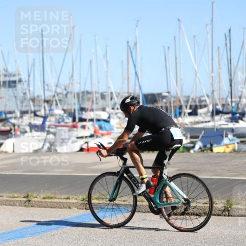 17.08.2025 - KN Förde Triathlon 2025 Yannick Fuchs http://msf.ph/oto/8623899 17.08.2025 11:19:49 Radfahren 268, 278, 279, 320, 340, 385, 390, 615, 269, 270, 278, 302, 325, 331, 385 meine-sportfotos.de