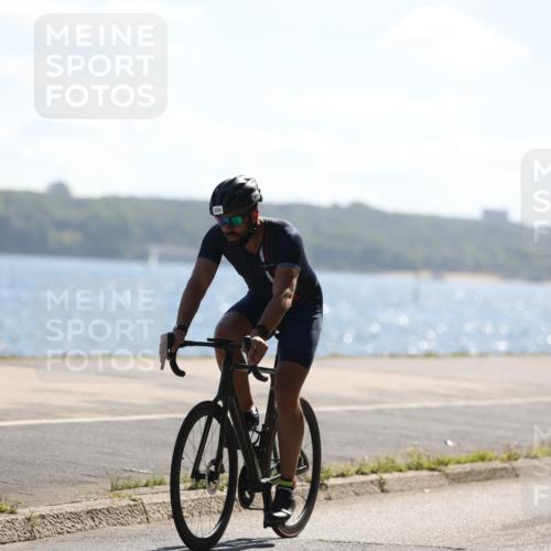 17.08.2025 - KN Förde Triathlon 2025 Yannick Fuchs http://msf.ph/oto/8623941 17.08.2025 11:20:38 Radfahren 265, 267, 283, 334, 358, 605, 316, 631 meine-sportfotos.de