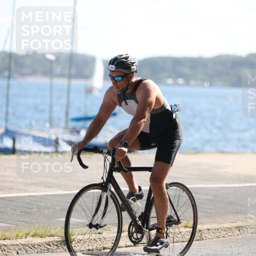 17.08.2025 - KN Förde Triathlon 2025 Yannick Fuchs http://msf.ph/oto/8623982 17.08.2025 11:21:16 Radfahren 270, 331, 343, 620, 639, 278, 293, 327, 364, 602, 611 meine-sportfotos.de