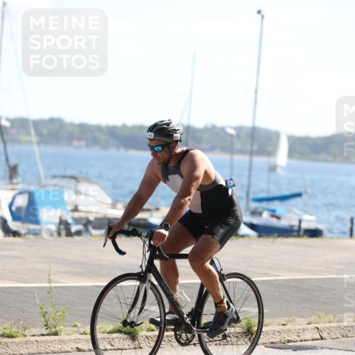 17.08.2025 - KN Förde Triathlon 2025 Yannick Fuchs http://msf.ph/oto/8623983 17.08.2025 11:21:16 Radfahren 270, 331, 343, 620, 639, 278, 293, 327, 364, 602, 611 meine-sportfotos.de