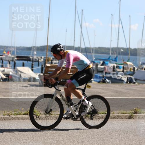 17.08.2025 - KN Förde Triathlon 2025 Yannick Fuchs http://msf.ph/oto/8623998 17.08.2025 11:21:24 Radfahren 325, 331, 363, 390, 620, 639, 270, 343 meine-sportfotos.de