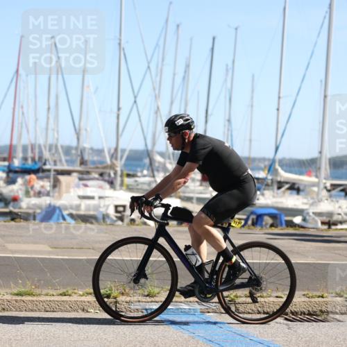 17.08.2025 - KN Förde Triathlon 2025 Yannick Fuchs http://msf.ph/oto/8624017 17.08.2025 11:23:42 Radfahren 273, 280, 330, 348, 351, 360, 617, 374, 387, 613, 638 meine-sportfotos.de