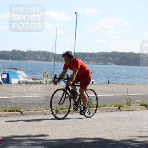17.08.2025 - KN Förde Triathlon 2025 Yannick Fuchs http://msf.ph/oto/8624037 17.08.2025 11:23:55 Radfahren 291, 349, 372, 610, 612, 632, 351 meine-sportfotos.de