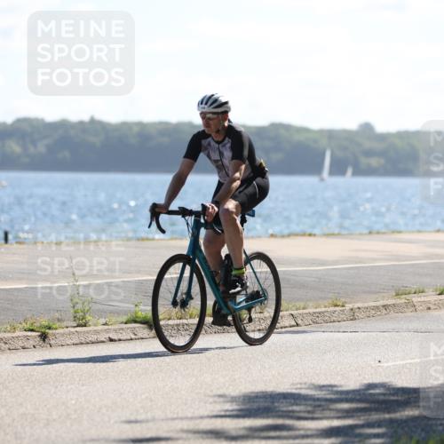 17.08.2025 - KN Förde Triathlon 2025 Yannick Fuchs http://msf.ph/oto/8624069 17.08.2025 11:24:14 Radfahren 271, 345, 350, 354, 642, 261, 266, 288, 296, 307, 353, 362, 614, 619 meine-sportfotos.de