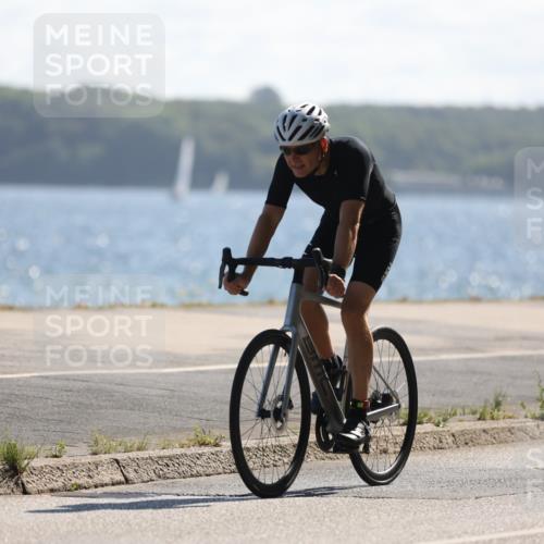 17.08.2025 - KN Förde Triathlon 2025 Yannick Fuchs http://msf.ph/oto/8624078 17.08.2025 11:24:19 Radfahren 263, 271, 329, 350, 354, 642, 345, 353, 619 meine-sportfotos.de