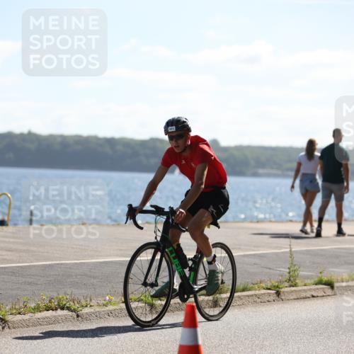 17.08.2025 - KN Förde Triathlon 2025 Yannick Fuchs http://msf.ph/oto/8624094 17.08.2025 11:24:41 Radfahren 303, 370, 621, 326, 371, 616 meine-sportfotos.de