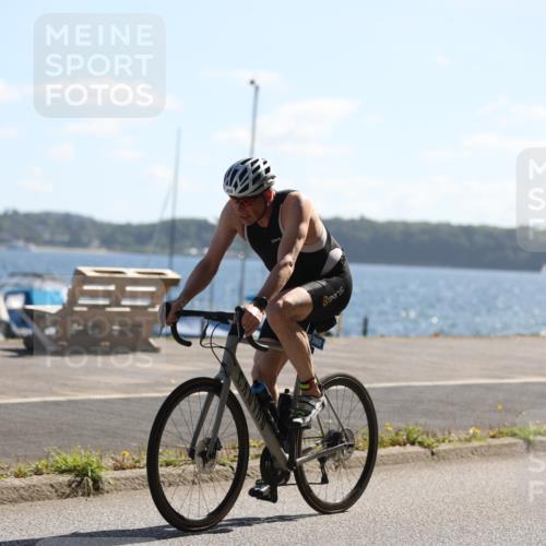17.08.2025 - KN Förde Triathlon 2025 Yannick Fuchs http://msf.ph/oto/8624104 17.08.2025 11:24:48 Radfahren 303, 306, 328, 373, 389, 370, 621 meine-sportfotos.de