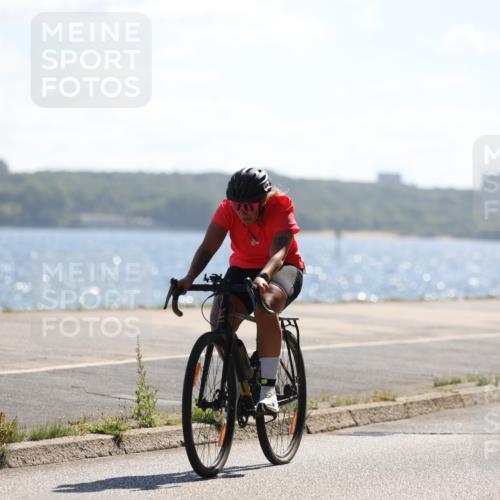 17.08.2025 - KN Förde Triathlon 2025 Yannick Fuchs http://msf.ph/oto/8624116 17.08.2025 11:25:03 Radfahren 284, 300, 308, 309, 356, 374, 606, 306, 328, 373, 389, 635 meine-sportfotos.de