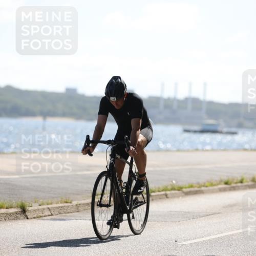 17.08.2025 - KN Förde Triathlon 2025 Yannick Fuchs http://msf.ph/oto/8624123 17.08.2025 11:25:11 Radfahren 308, 309, 337, 374, 384, 609, 613, 625, 638, 284, 300, 606 meine-sportfotos.de