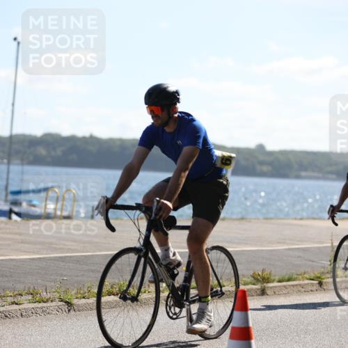 17.08.2025 - KN Förde Triathlon 2025 Yannick Fuchs http://msf.ph/oto/8624130 17.08.2025 11:25:16 Radfahren 266, 337, 384, 609, 613, 625, 638, 284, 308, 309, 374, 613, 638 meine-sportfotos.de