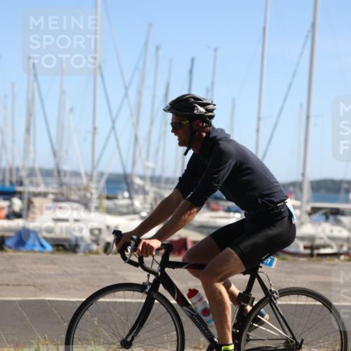 17.08.2025 - KN Förde Triathlon 2025 Yannick Fuchs http://msf.ph/oto/8624134 17.08.2025 11:25:17 Radfahren 266, 330, 337, 384, 609, 625, 308, 309, 374, 613, 638 meine-sportfotos.de