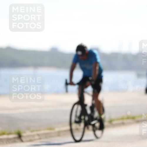 17.08.2025 - KN Förde Triathlon 2025 Yannick Fuchs http://msf.ph/oto/8624141 17.08.2025 11:25:26 Radfahren 261, 266, 285, 295, 330, 377, 617, 629, 630, 632, 633, 384, 609 meine-sportfotos.de