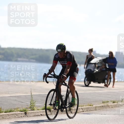 17.08.2025 - KN Förde Triathlon 2025 Yannick Fuchs http://msf.ph/oto/8624195 17.08.2025 11:25:49 Radfahren 310, 332, 345, 351, 353, 361, 368, 612, 614, 619, 622, 642, 643, 349, 372, 610 meine-sportfotos.de