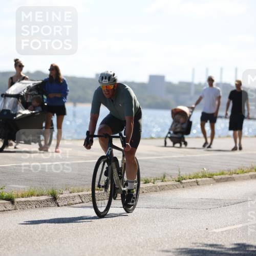 17.08.2025 - KN Förde Triathlon 2025 Yannick Fuchs http://msf.ph/oto/8624204 17.08.2025 11:25:53 Radfahren 310, 345, 351, 353, 354, 361, 368, 612, 614, 619, 622, 643, 332, 351, 622, 642 meine-sportfotos.de
