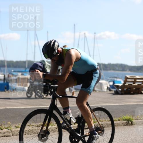 17.08.2025 - KN Förde Triathlon 2025 Yannick Fuchs http://msf.ph/oto/8624212 17.08.2025 11:25:56 Radfahren 310, 345, 353, 354, 361, 368, 612, 614, 619, 623, 643, 332, 351, 353, 622, 642, 643 meine-sportfotos.de