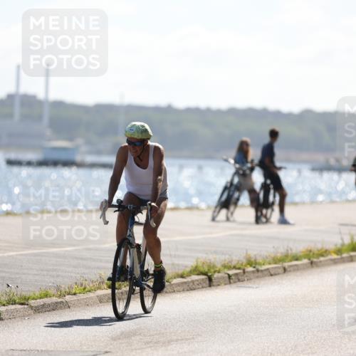 17.08.2025 - KN Förde Triathlon 2025 Yannick Fuchs http://msf.ph/oto/8624231 17.08.2025 11:26:55 Radfahren 294, 295, 346, 606, 609, 633, 359 meine-sportfotos.de