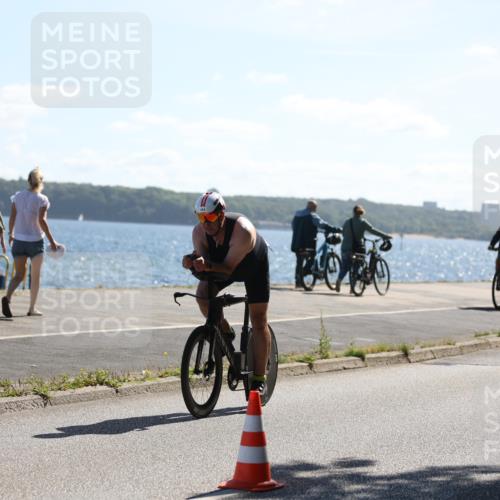 17.08.2025 - KN Förde Triathlon 2025 Yannick Fuchs http://msf.ph/oto/8624242 17.08.2025 11:27:01 Radfahren 285, 294, 295, 606, 625, 629, 346, 609, 633 meine-sportfotos.de