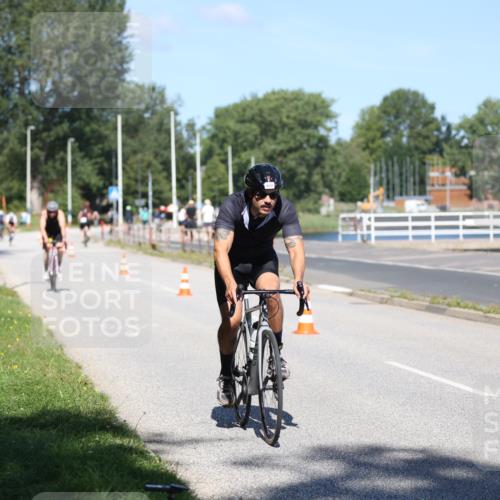 17.08.2025 - KN Förde Triathlon 2025 Yannick Fuchs http://msf.ph/oto/8624256 17.08.2025 11:27:31 Radfahren 310, 332, 368, 608, 622, 636, 643 meine-sportfotos.de