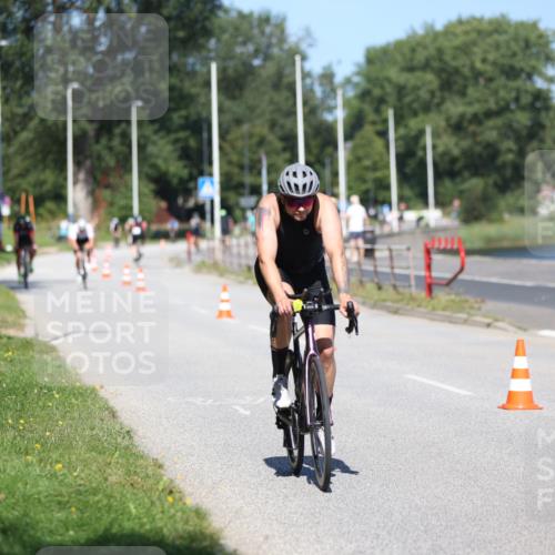 17.08.2025 - KN Förde Triathlon 2025 Yannick Fuchs http://msf.ph/oto/8624261 17.08.2025 11:27:33 Radfahren 310, 332, 361, 368, 608, 622, 636, 310 meine-sportfotos.de