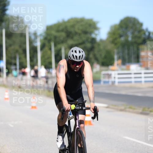 17.08.2025 - KN Förde Triathlon 2025 Yannick Fuchs http://msf.ph/oto/8624262 17.08.2025 11:27:33 Radfahren 310, 332, 361, 368, 608, 622, 636, 310 meine-sportfotos.de