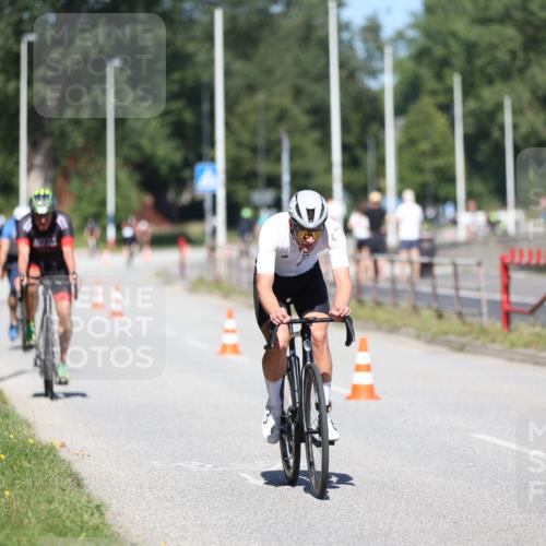 17.08.2025 - KN Förde Triathlon 2025 Yannick Fuchs http://msf.ph/oto/8624266 17.08.2025 11:27:37 Radfahren 299, 332, 361, 368, 608, 623, 628, 636, 310, 368, 622 meine-sportfotos.de