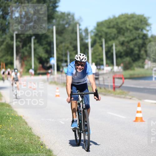 17.08.2025 - KN Förde Triathlon 2025 Yannick Fuchs http://msf.ph/oto/8624276 17.08.2025 11:27:40 Radfahren 268, 299, 332, 361, 608, 623, 628, 636, 368, 622 meine-sportfotos.de