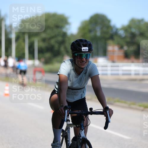 17.08.2025 - KN Förde Triathlon 2025 Yannick Fuchs http://msf.ph/oto/8624287 17.08.2025 11:27:44 Radfahren 268, 299, 319, 361, 382, 615, 618, 623, 624, 628, 332, 361, 608, 636 meine-sportfotos.de