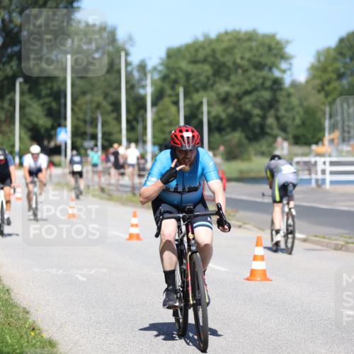 17.08.2025 - KN Förde Triathlon 2025 Yannick Fuchs http://msf.ph/oto/8624290 17.08.2025 11:27:53 Radfahren 264, 282, 319, 320, 323, 382, 615, 618, 624, 627, 268, 299, 623, 628 meine-sportfotos.de