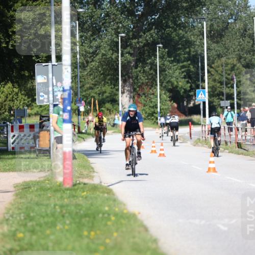 17.08.2025 - KN Förde Triathlon 2025 Yannick Fuchs http://msf.ph/oto/8624303 17.08.2025 11:28:00 Radfahren 264, 282, 297, 304, 320, 369, 626, 282, 319, 323, 382, 615, 618, 624, 627 meine-sportfotos.de