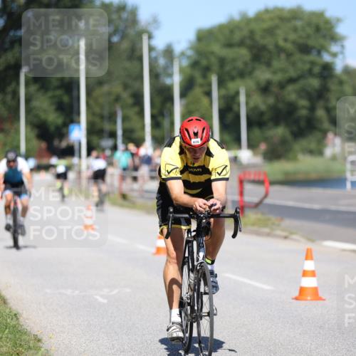 17.08.2025 - KN Förde Triathlon 2025 Yannick Fuchs http://msf.ph/oto/8624315 17.08.2025 11:28:06 Radfahren 297, 304, 369, 626, 264, 282, 320 meine-sportfotos.de