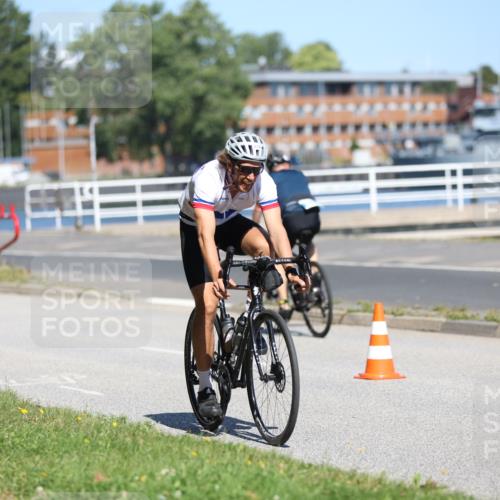 17.08.2025 - KN Förde Triathlon 2025 Yannick Fuchs http://msf.ph/oto/8624344 17.08.2025 11:30:32 Radfahren 272, 279, 358, 338 meine-sportfotos.de