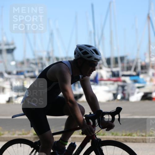 17.08.2025 - KN Förde Triathlon 2025 Yannick Fuchs http://msf.ph/oto/8624363 17.08.2025 11:31:07 Radfahren 267, 275, 287, 302, 312, 325, 607, 631, 270, 334 meine-sportfotos.de