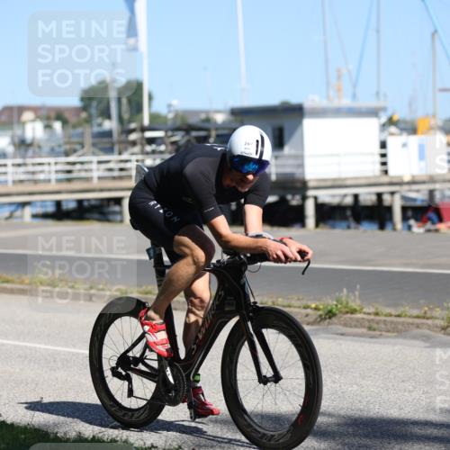 17.08.2025 - KN Förde Triathlon 2025 Yannick Fuchs http://msf.ph/oto/8624379 17.08.2025 11:31:16 Radfahren 267, 275, 316, 631, 641, 275, 287, 302, 312 meine-sportfotos.de
