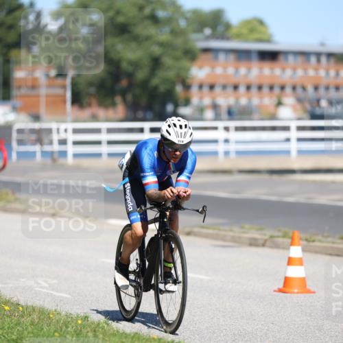 17.08.2025 - KN Förde Triathlon 2025 Yannick Fuchs http://msf.ph/oto/8624383 17.08.2025 11:31:23 Radfahren 265, 316, 376, 605, 641, 267, 631 meine-sportfotos.de