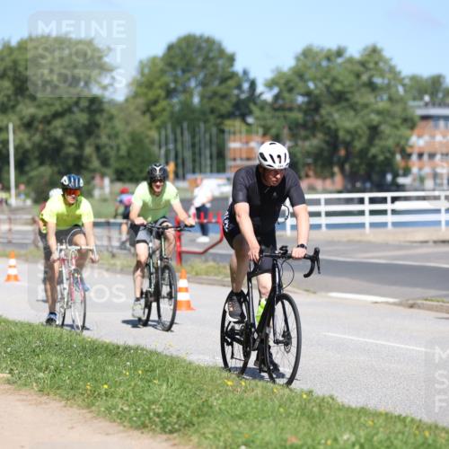 17.08.2025 - KN Förde Triathlon 2025 Yannick Fuchs http://msf.ph/oto/8624447 17.08.2025 11:31:54 Radfahren 280, 293, 339, 341, 343, 344, 385, 390, 602, 634, 318 meine-sportfotos.de