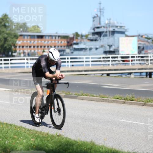 17.08.2025 - KN Förde Triathlon 2025 Yannick Fuchs http://msf.ph/oto/8624473 17.08.2025 11:32:14 Radfahren 281, 306, 338, 379, 389, 611, 272 meine-sportfotos.de