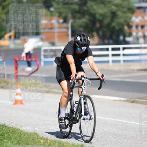 17.08.2025 - KN Förde Triathlon 2025 Yannick Fuchs http://msf.ph/oto/8624494 17.08.2025 11:32:32 Radfahren 291, 324, 363, 375, 604, 338, 364 meine-sportfotos.de
