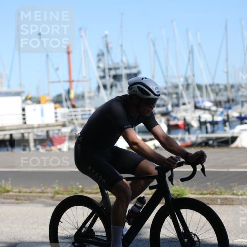 17.08.2025 - KN Förde Triathlon 2025 Yannick Fuchs http://msf.ph/oto/8624504 17.08.2025 11:32:35 Radfahren 263, 291, 324, 363, 375, 604, 375 meine-sportfotos.de