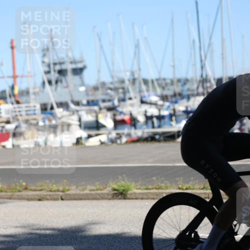 17.08.2025 - KN Förde Triathlon 2025 Yannick Fuchs http://msf.ph/oto/8624505 17.08.2025 11:32:36 Radfahren 263, 291, 324, 363, 365, 604, 375, 604 meine-sportfotos.de