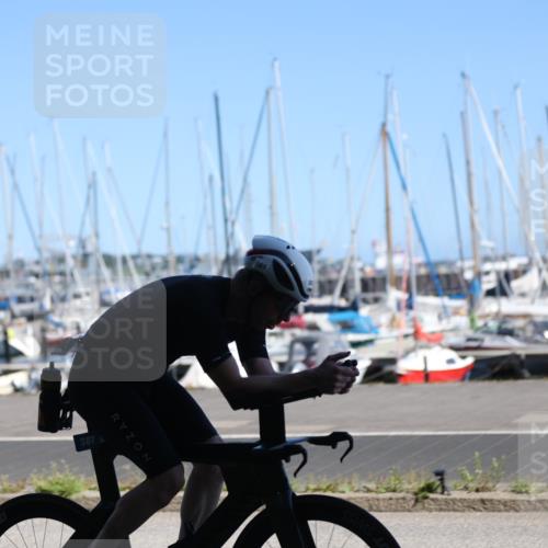 17.08.2025 - KN Förde Triathlon 2025 Yannick Fuchs http://msf.ph/oto/8624545 17.08.2025 11:33:10 Radfahren 271, 273, 362, 387, 616, 632, 641 meine-sportfotos.de