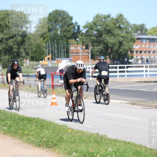 17.08.2025 - KN Förde Triathlon 2025 Yannick Fuchs http://msf.ph/oto/8624581 17.08.2025 11:33:29 Radfahren 280, 284, 311, 329, 339, 341, 350, 371, 374, 633, 642, 296, 327, 601 meine-sportfotos.de